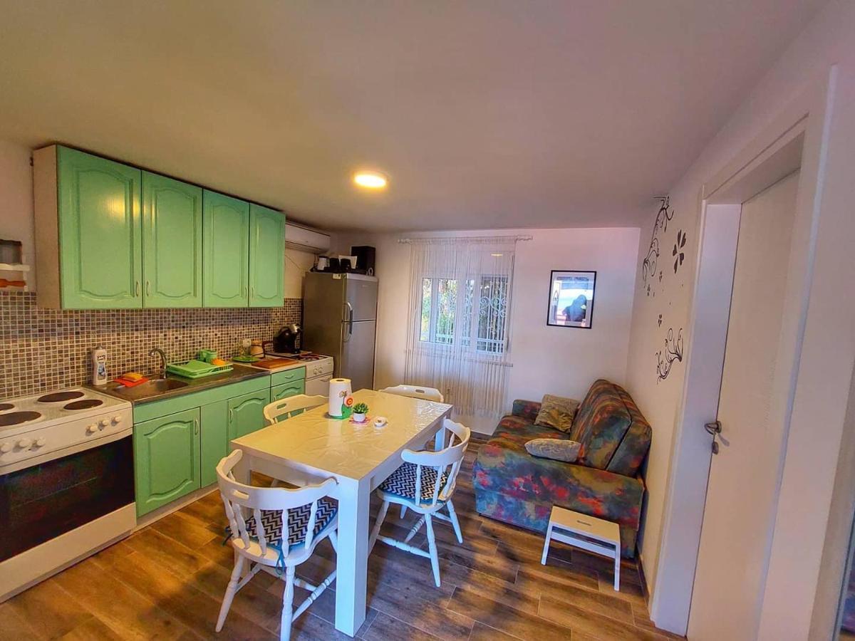 Apartments Marina ウトイェハ エクステリア 写真